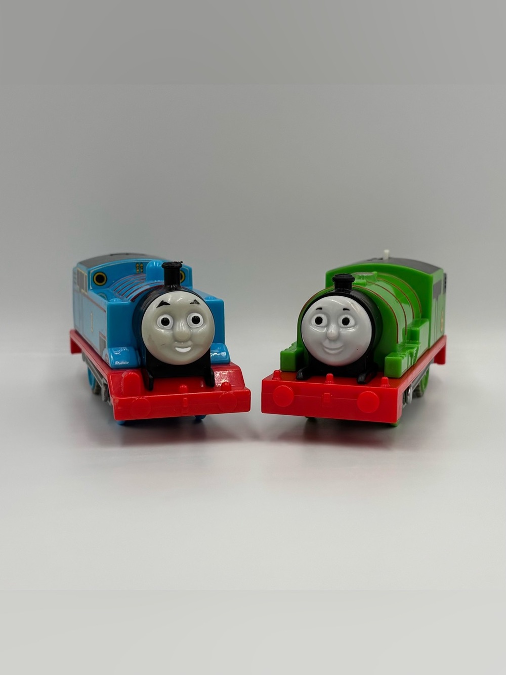 RARE Y2k Thomas & Friends Trackmaster Motorized Thomas & Percy Train Toy Lot
